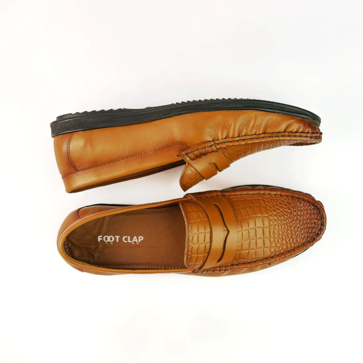 Men Textured Tan Loafers